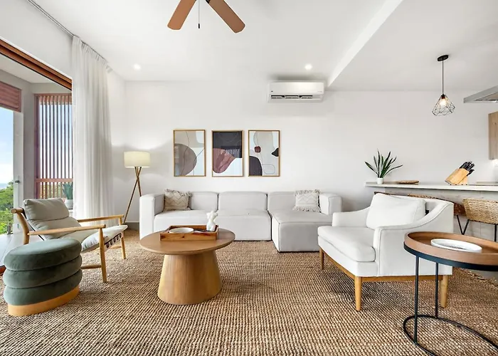 Panaromic Oceanview Luxury 3br Private Rooftop