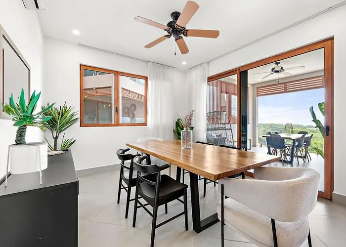 Panaromic Oceanview Luxury 3br Private Rooftop Villa *