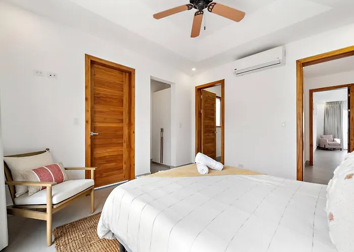 Panaromic Oceanview Luxury 3br Private Rooftop